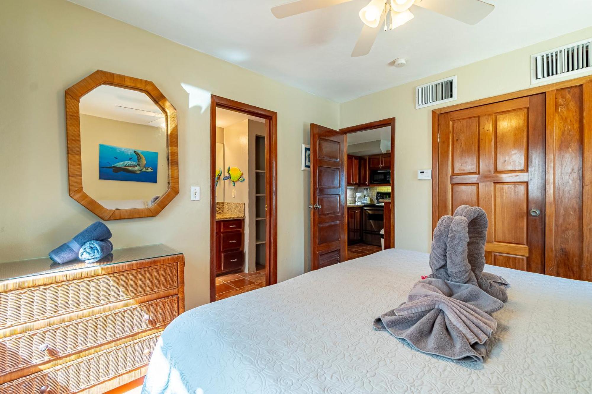 Tradewinds Paradise Villas San Pedro  Exterior photo