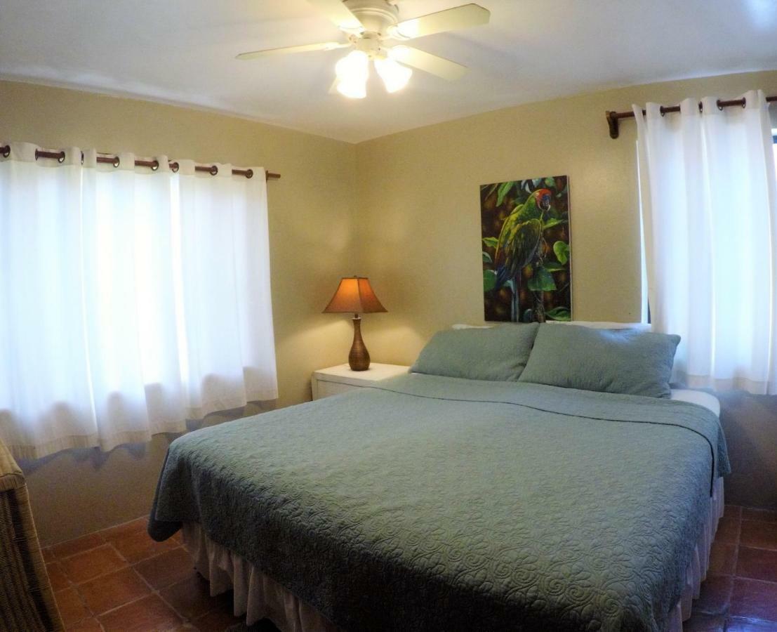 Tradewinds Paradise Villas San Pedro  Exterior photo